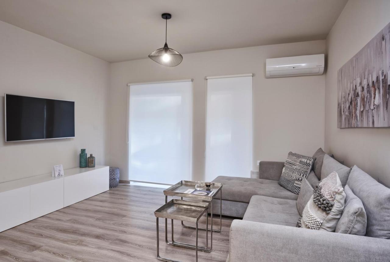 Charitos Iχ, Chic N Modern 2Bd Apt Athen Exterior foto