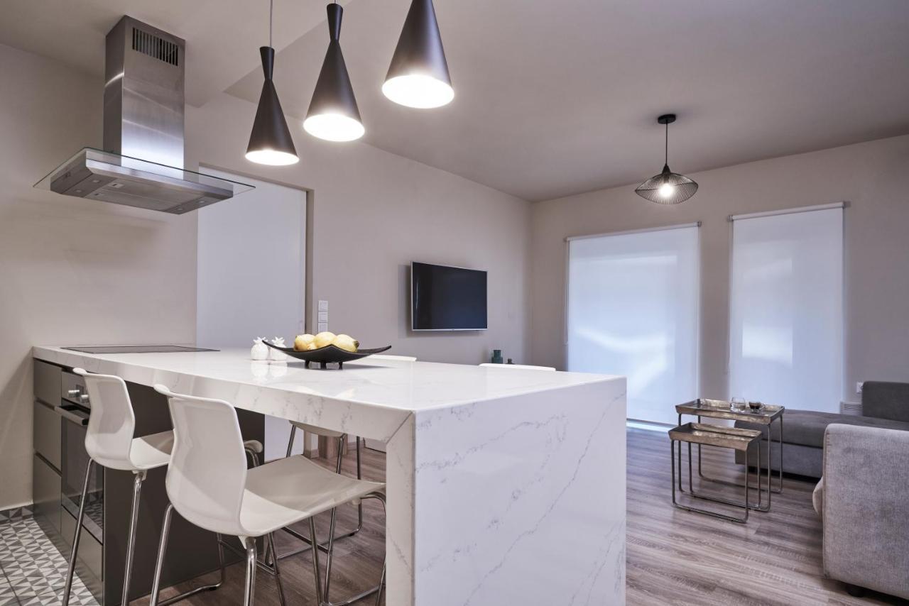 Charitos Iχ, Chic N Modern 2Bd Apt Athen Exterior foto