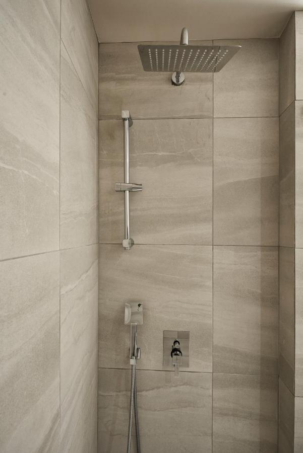 Charitos Iχ, Chic N Modern 2Bd Apt Athen Exterior foto
