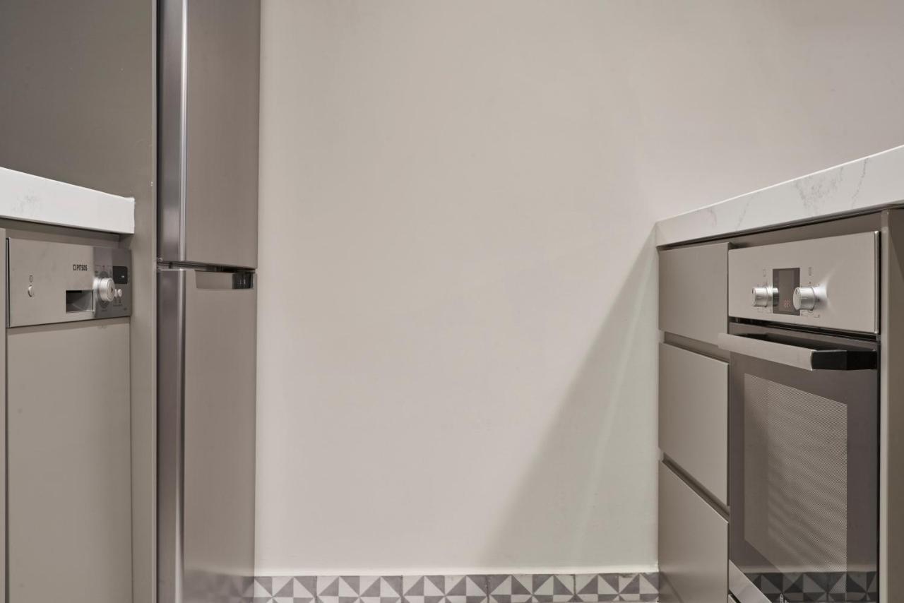 Charitos Iχ, Chic N Modern 2Bd Apt Athen Exterior foto